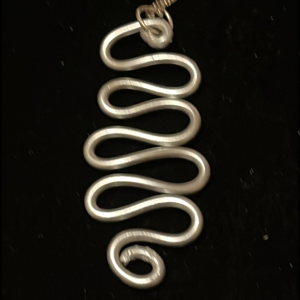 Elegant Silver Wave Hand Design Necklace - Picture 11 of 17
